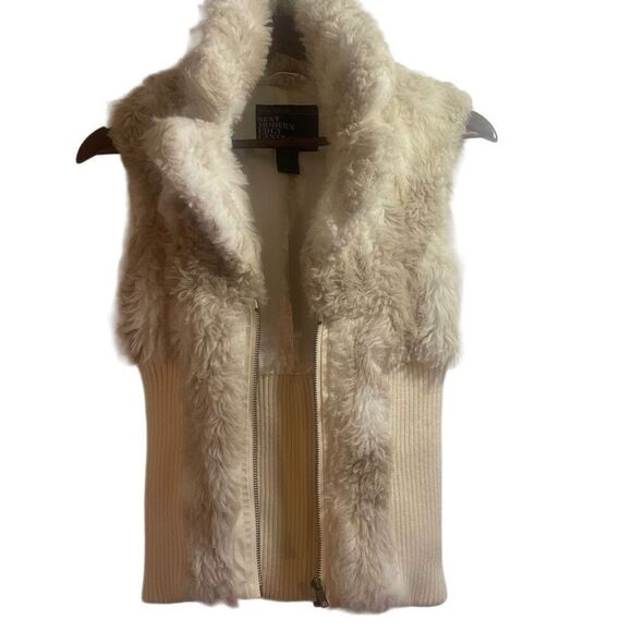 Urban Behavior Women's Cream Faux Fur Knit Sleeveless Night Out Vest - Picture 1 of 8